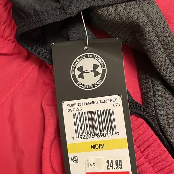 Under Armour NWT Light Red and Black Athletic Running Shorts Women’s Medium - Picture 8 of 8